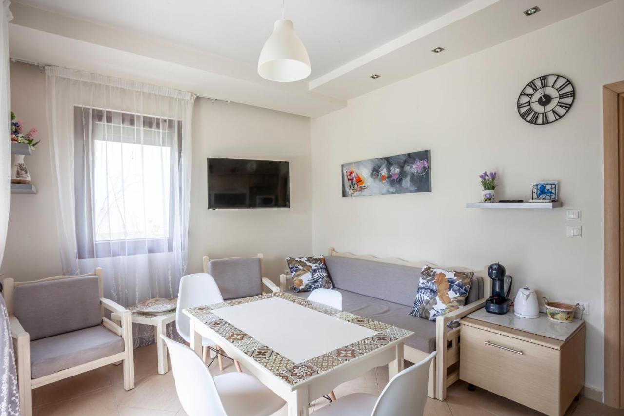 Sea Side Home Valentina Ханиоти Екстериор снимка