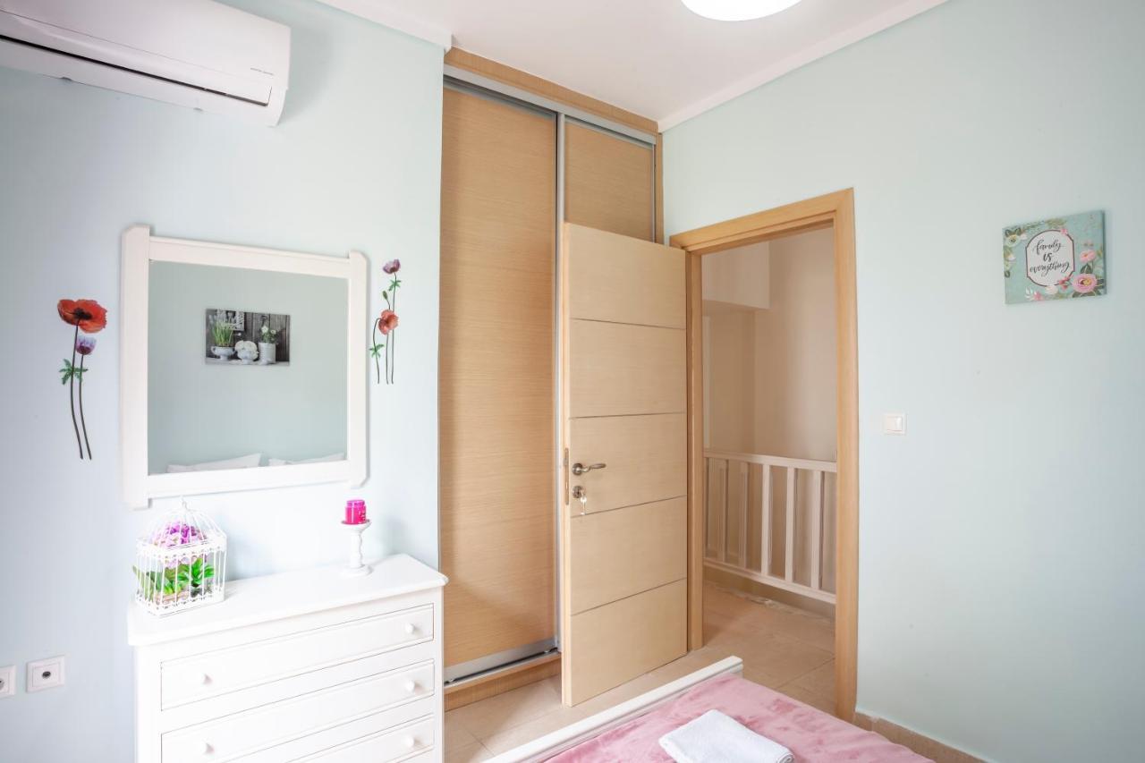 Sea Side Home Valentina Ханиоти Екстериор снимка