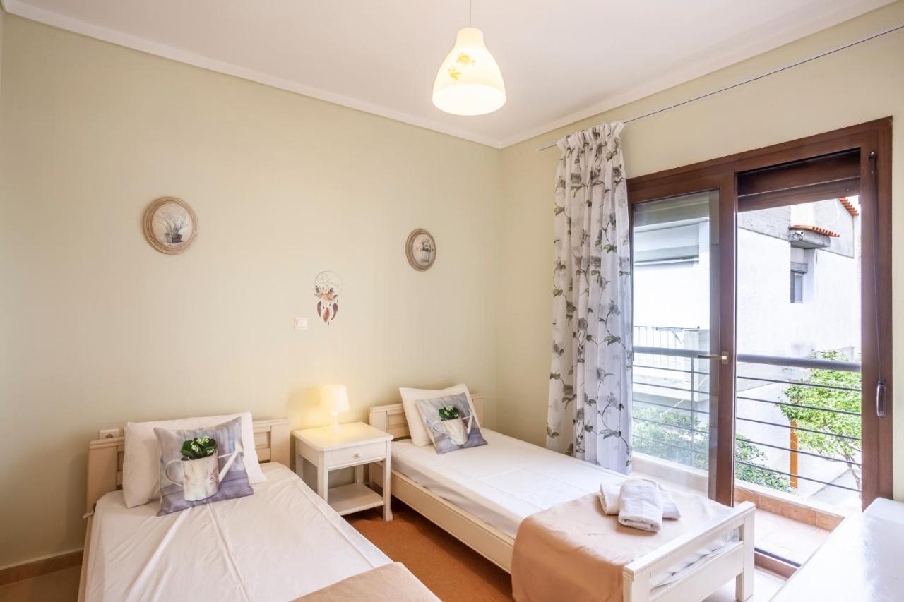 Sea Side Home Valentina Ханиоти Екстериор снимка